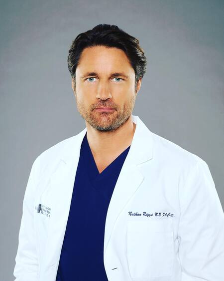 Virgin River star Martin Henderson boasts an impressive net worth of $7 million.