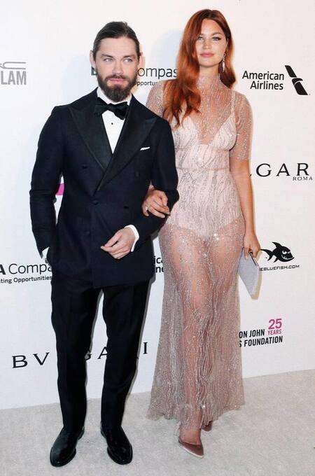 Jennifer Akerman accepts no bull**** from her soon to be married husband Tom Payne.