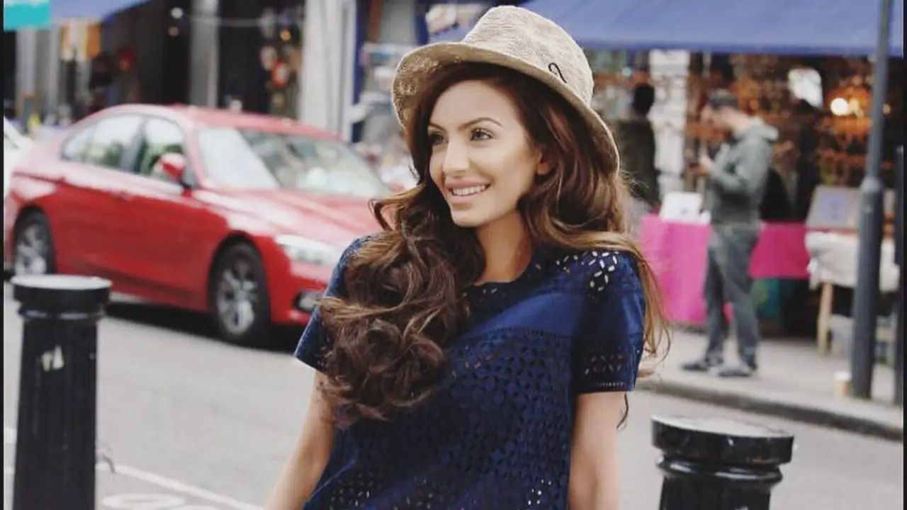 Faryal Makhdoom before the plastic surgery. celebsindepth.com