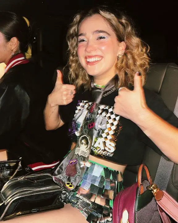 Haley Lu Richardson is not gay. celebsindepth.com 