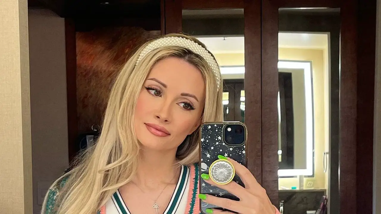 Holly Madison Admitted She Had a Nose Job