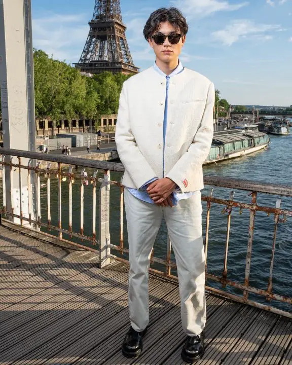 Tao Xu's actor, William Gao, is straight in real life. celebsindepth.com