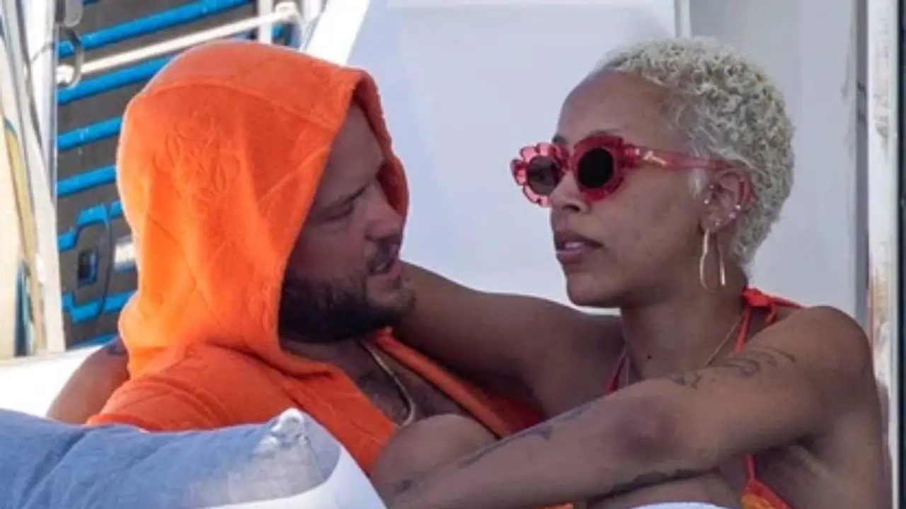 Doja Cat’s New Boyfriend in 2023: Is She Dating J. Cyrus? - Celebs In-depth