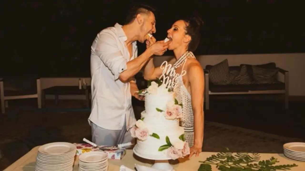 jenyne-butterfly-husband-son-pregnant-daughter-2021