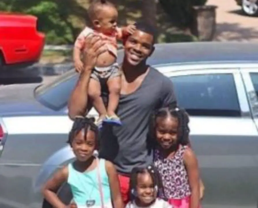 Jermelle Simon and his partner share 3 children together. celebsindepth.com