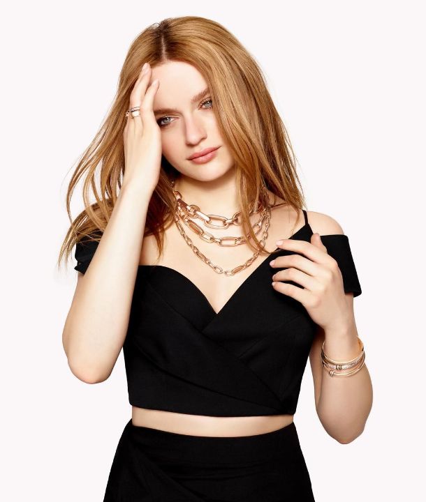 Joey King is an actress who is Jewish and a Zionist. celebsindepth.com