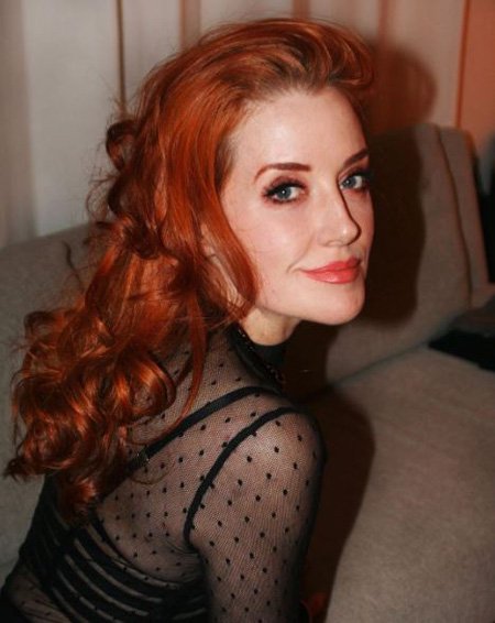 Johannah Newmarch is an actress who appear in the movie A Cinderella Story: Christmas Wish.