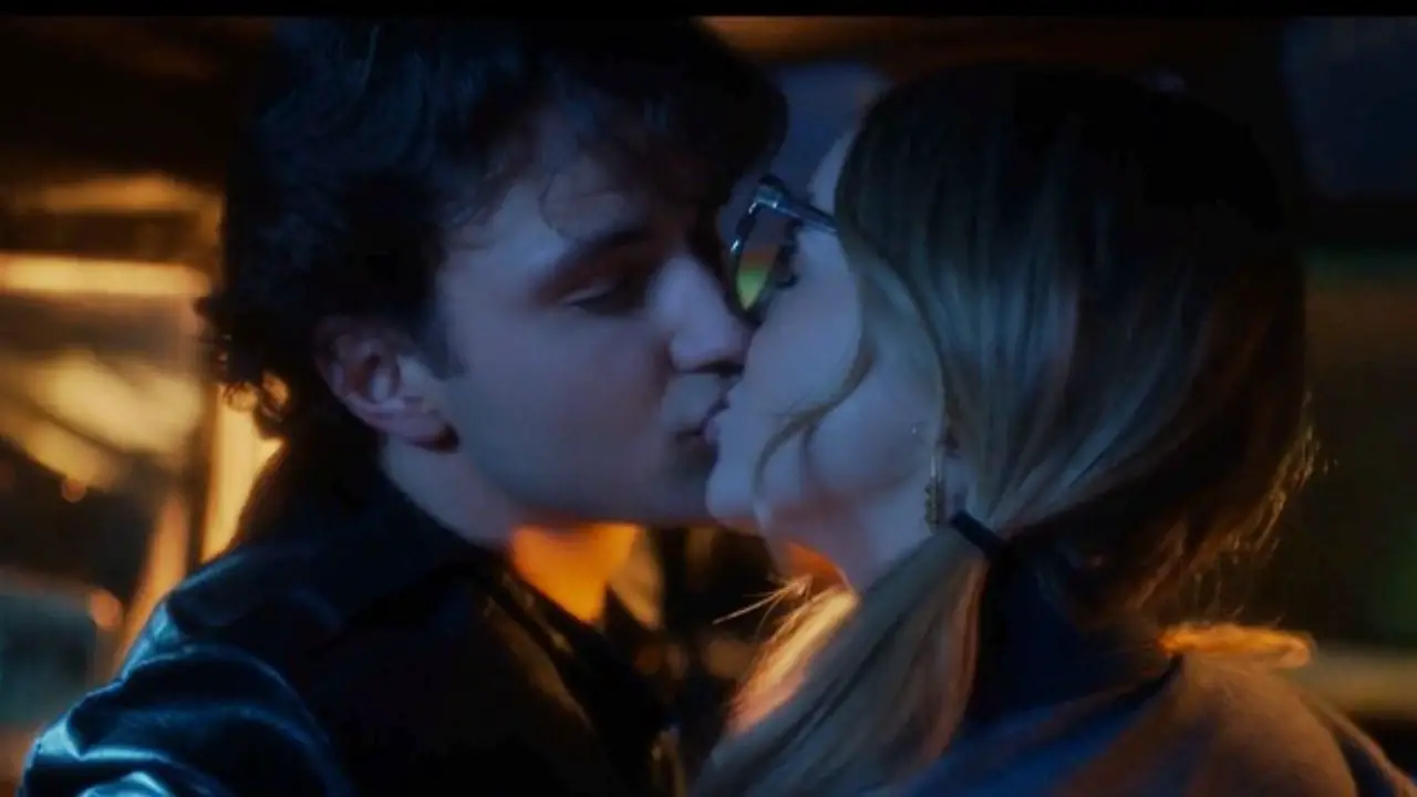 Kate and Coop share a kiss in Firefly Lane's black flash.