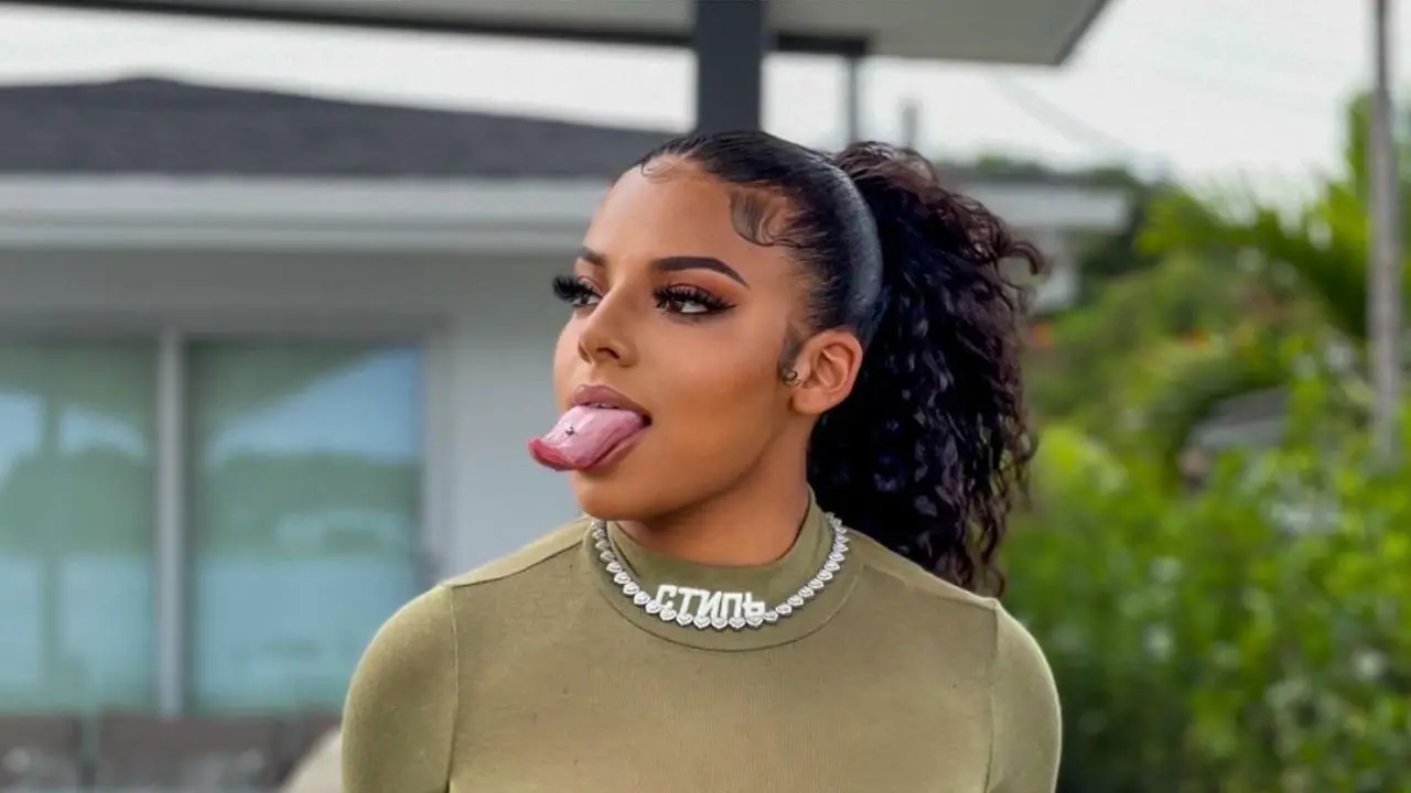 After breaking up with her ex-boyfriend, Nicholas Hunter, KKVSH is probably single.