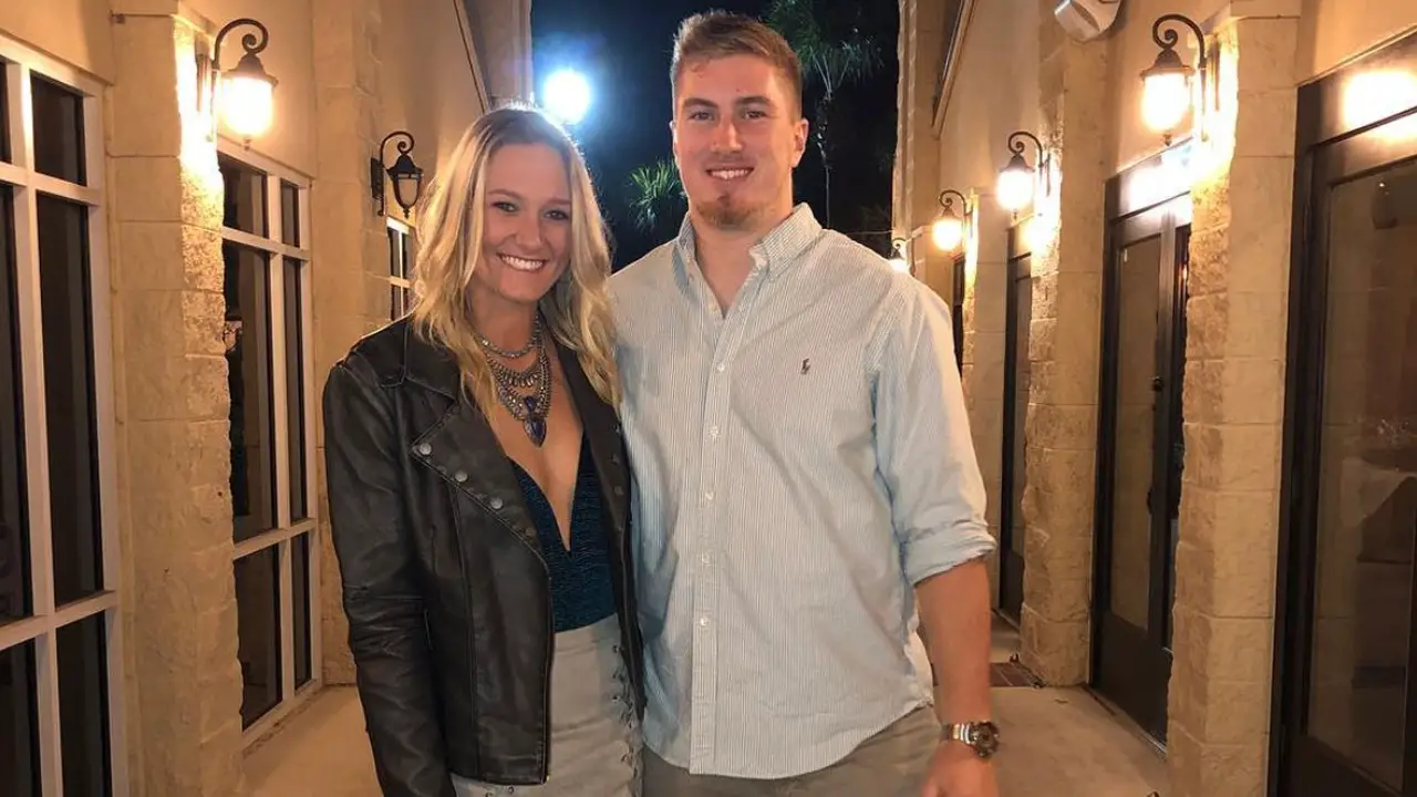 kyle-trask-girlfriend-two-years-anniversary