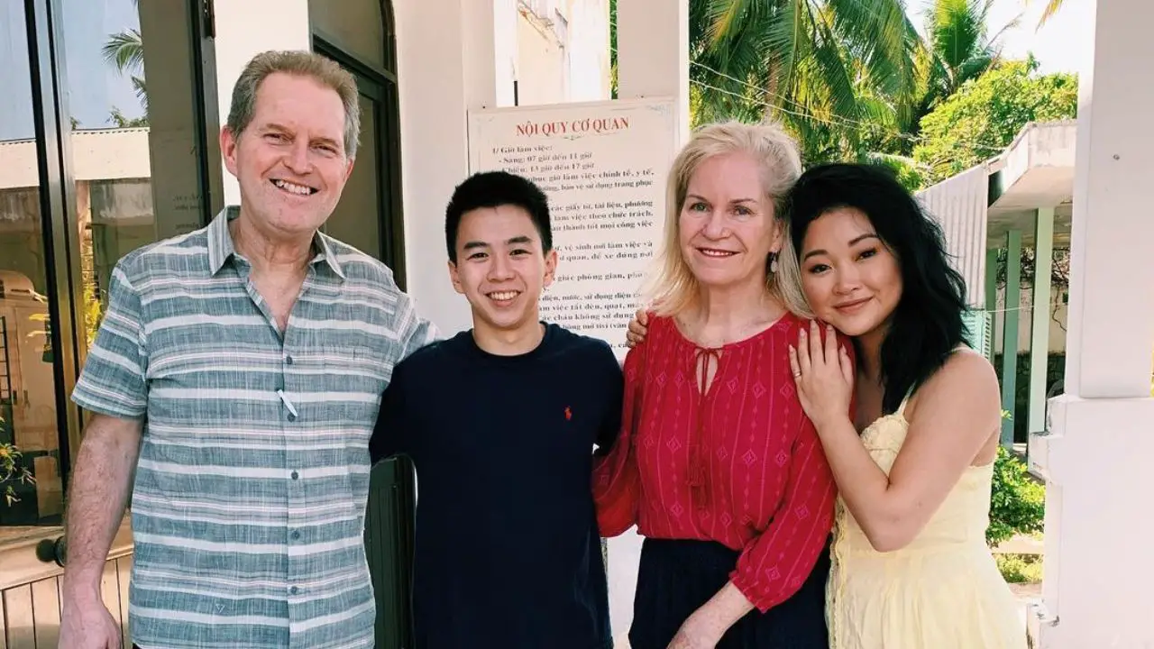 Lana Condor with her family. celebsindepth.com 
