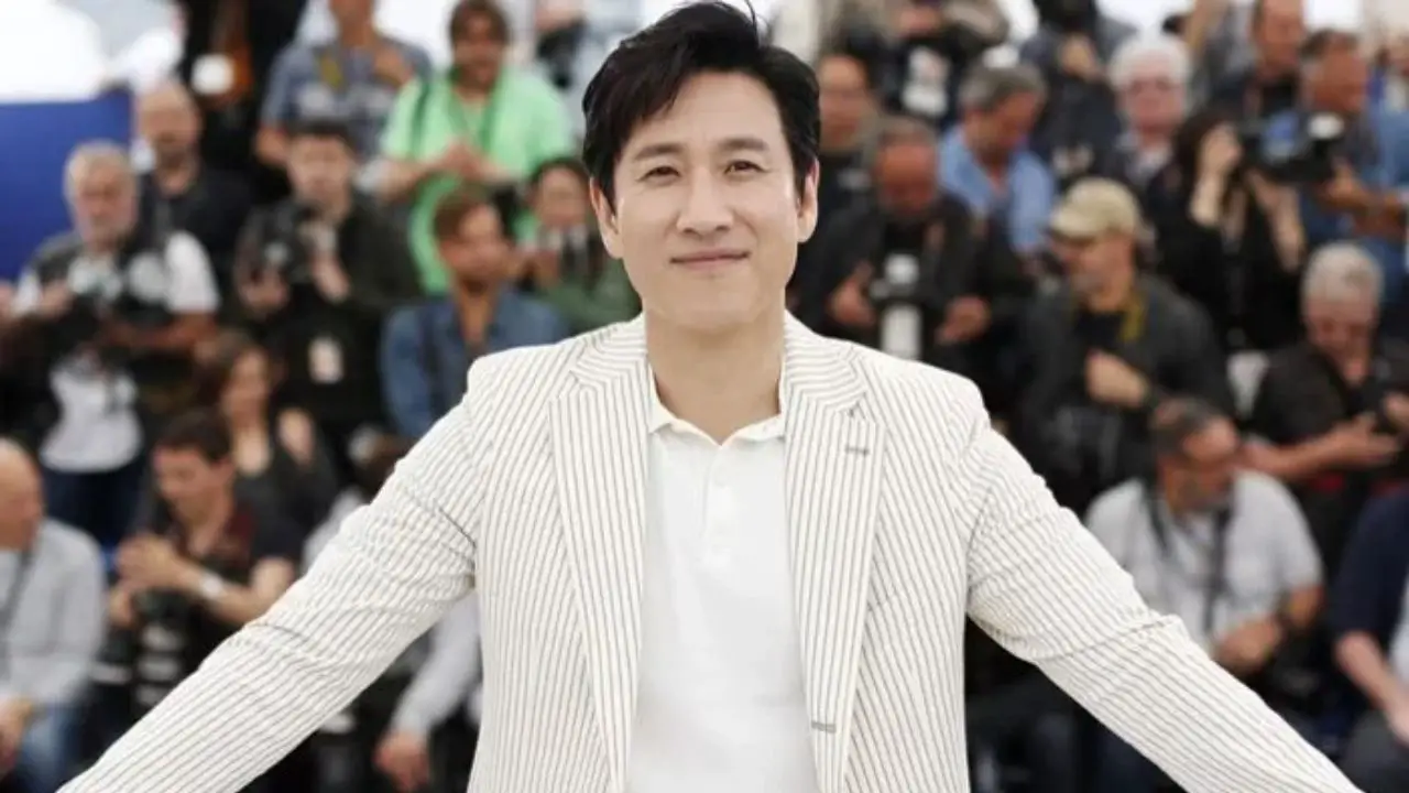 Lee Sun-kyun died on Dec 27, 2023, at the age of 48. celebsindepth.com