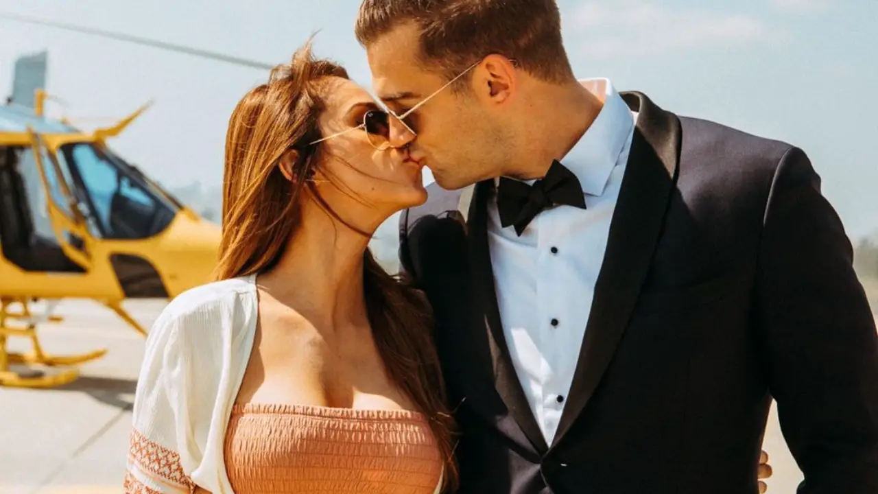 lewis-howes-girlfriend-2021-detail