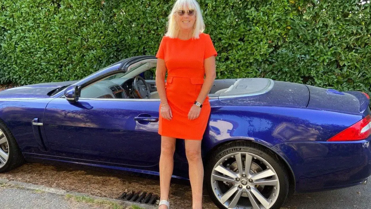 Liz Kershaw has undergone a remarkable weight loss of 3 stones.