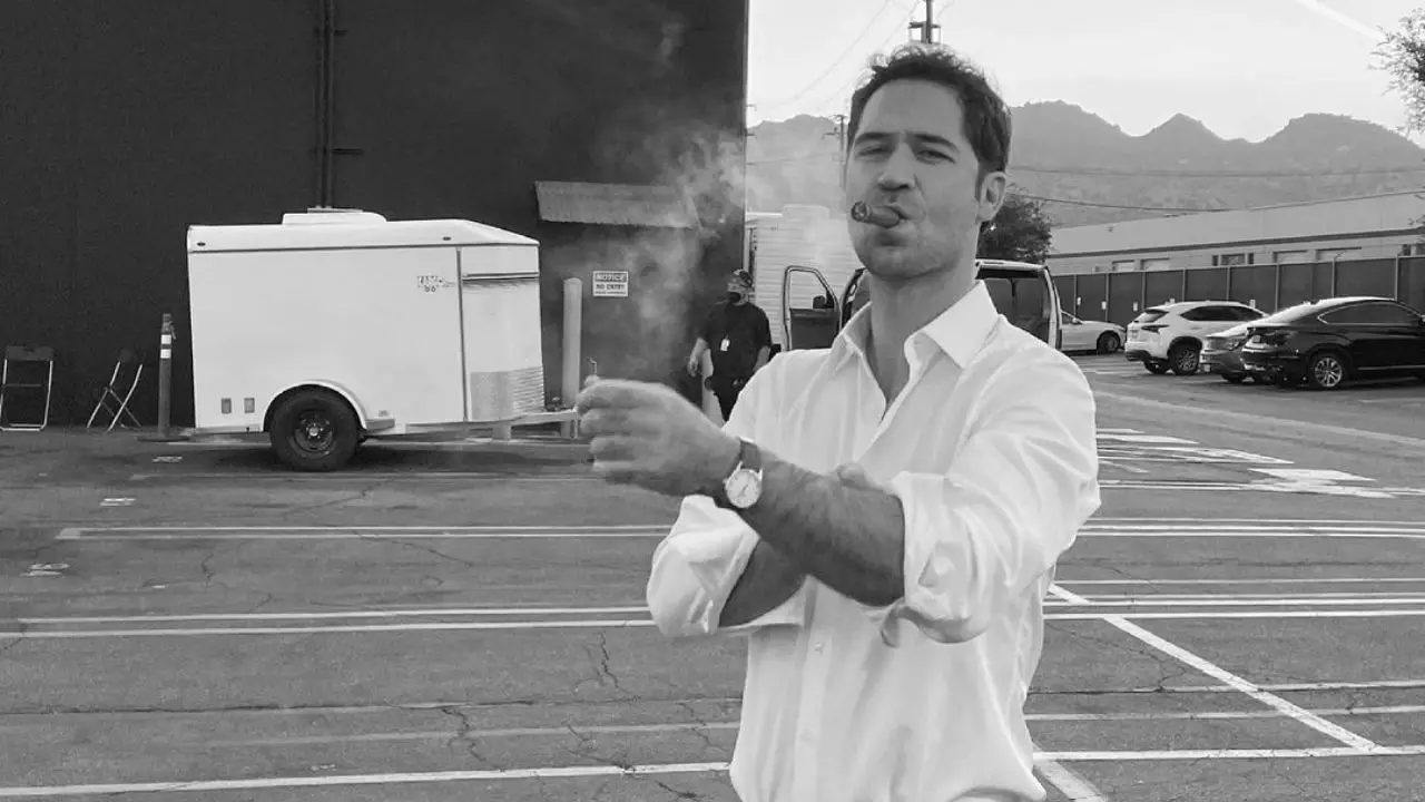 Manuel Garcia-Rulfo has never admitted to being gay. celebsindepth.com