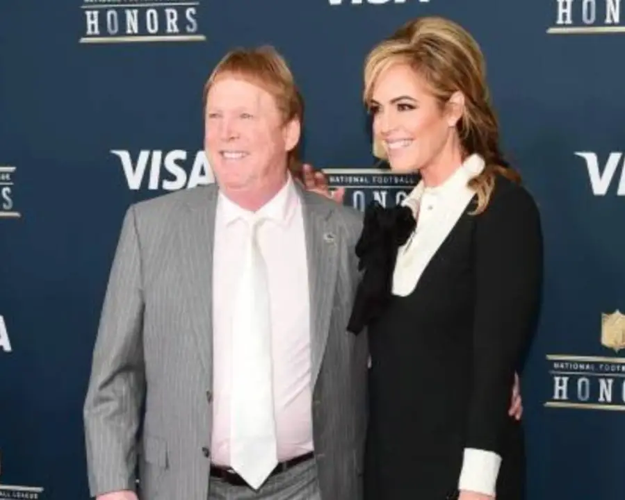 Mark Davis was rumored to be married to Sandra Taylor. celebsindepth.com