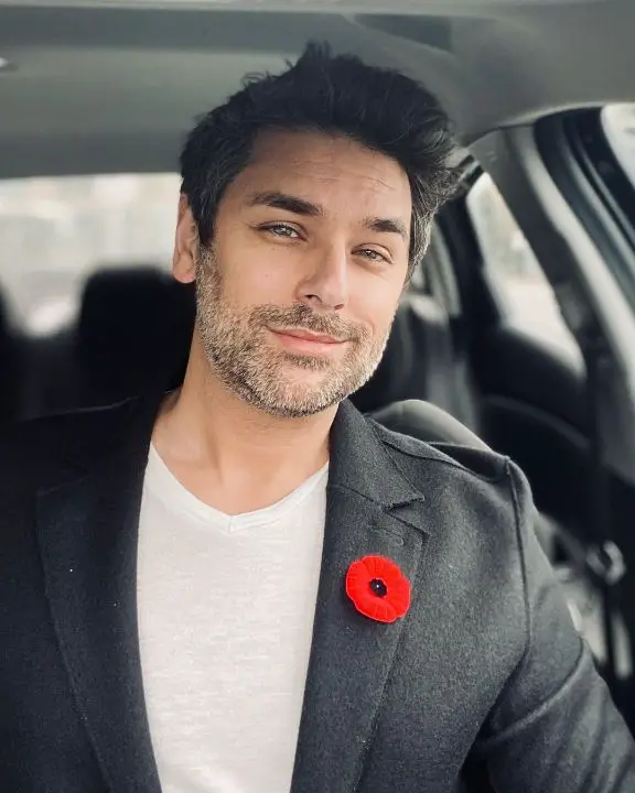 Mark Ghanime has a partner but has not revealed any details. celebsindepth.com