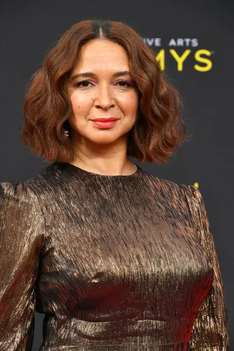 Maya Rudolph once underwent a weight gain of 70 pounds. celebsindepth.com