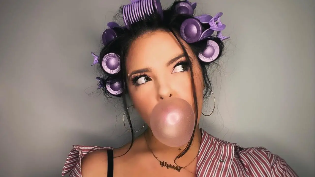 Miranda May's recent picture after her weight gain story. celebsindepth.com