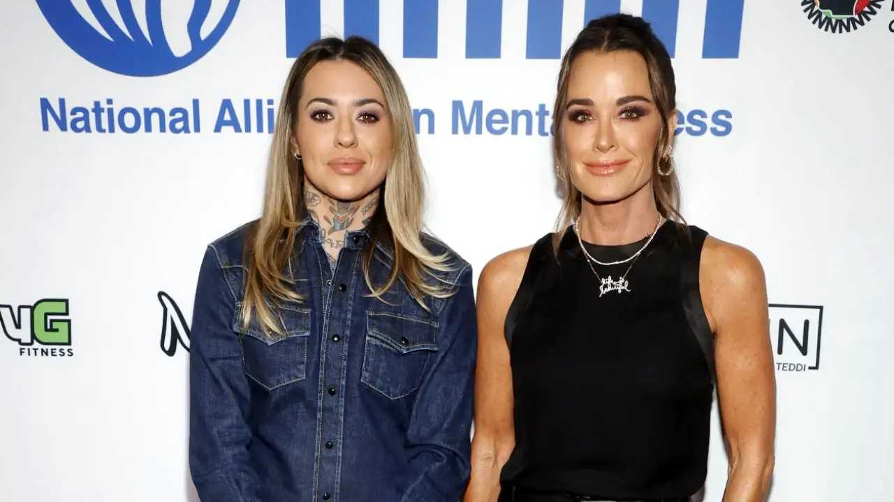 Morgan Wade and her girlfriend, Kyle Richards, have been rumored to be dating. celebsindepth.com
