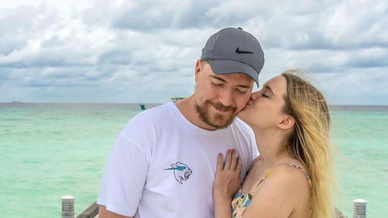 Mr. Beast and Thea Booysen are one of the most adorable couples.