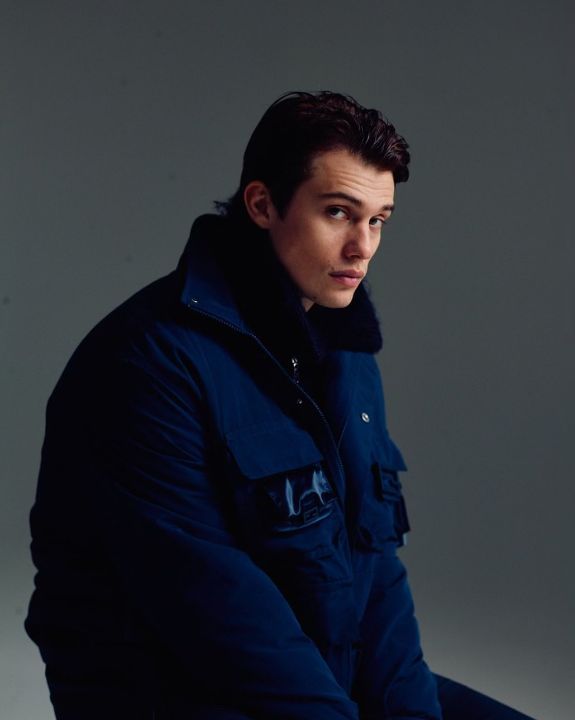 Fans have questioned Nicholas Galitzine's sexuality. celebsindepth.com