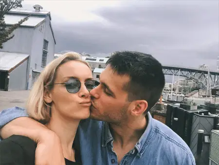 Rachel Skarsten and her boyfriend Alexandre Robicquet.