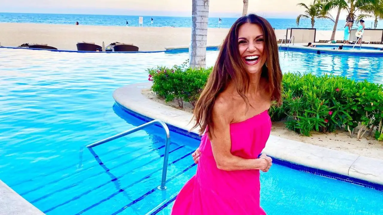 Samantha Harris' recent appearance. celebsindepth.com