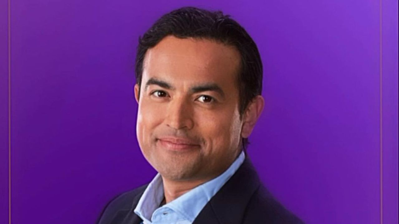 Love is blind Sweden cast Sergio Rincon is a musician. celebsindepth.com 