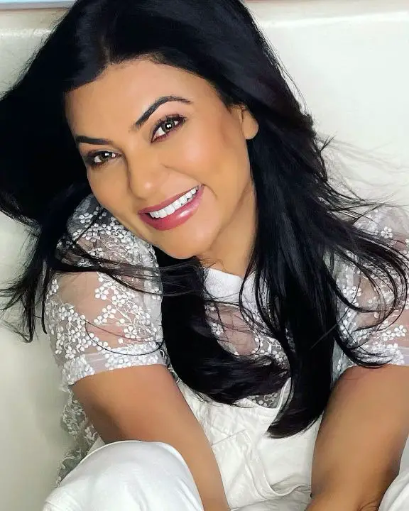 Sushmita Sen has overdone her plastic surgery. celebsindepth.com