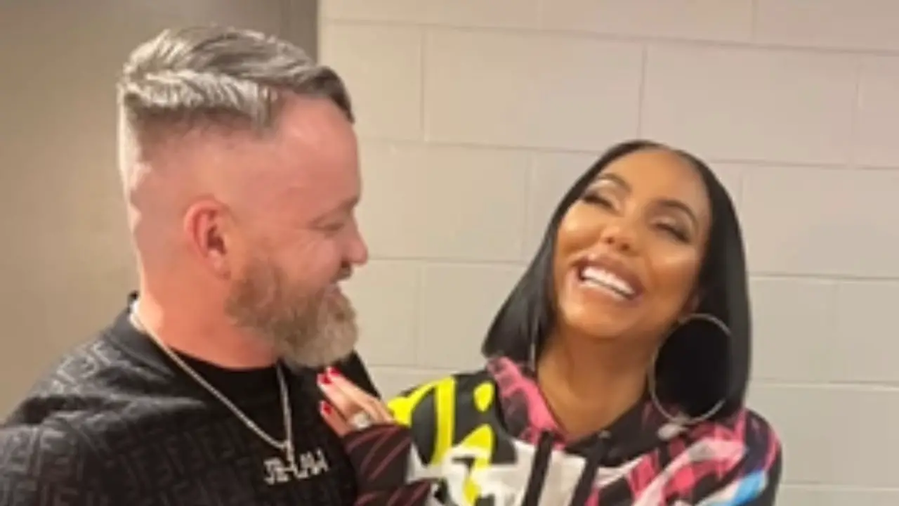 Tamar Braxton and her boyfriend, Jeremy Robinson, show their love for one another.