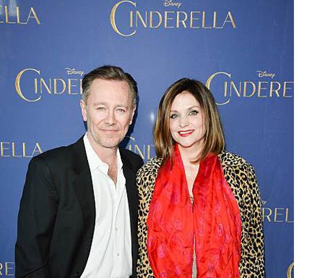 Peter Outerbridge married his wife Tammy Isbell in 2000.