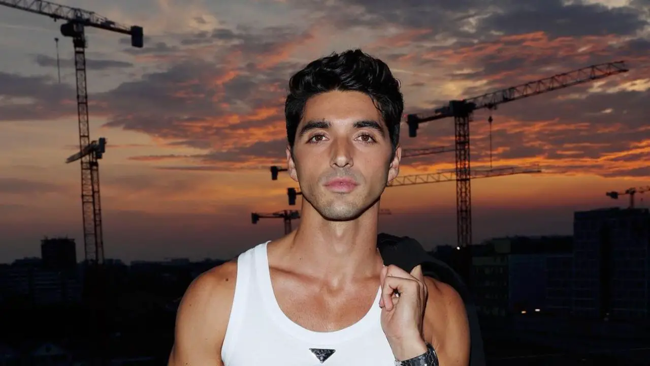 Taylor Zakhar Perez has never addressed his sexuality. celebsindepth.com