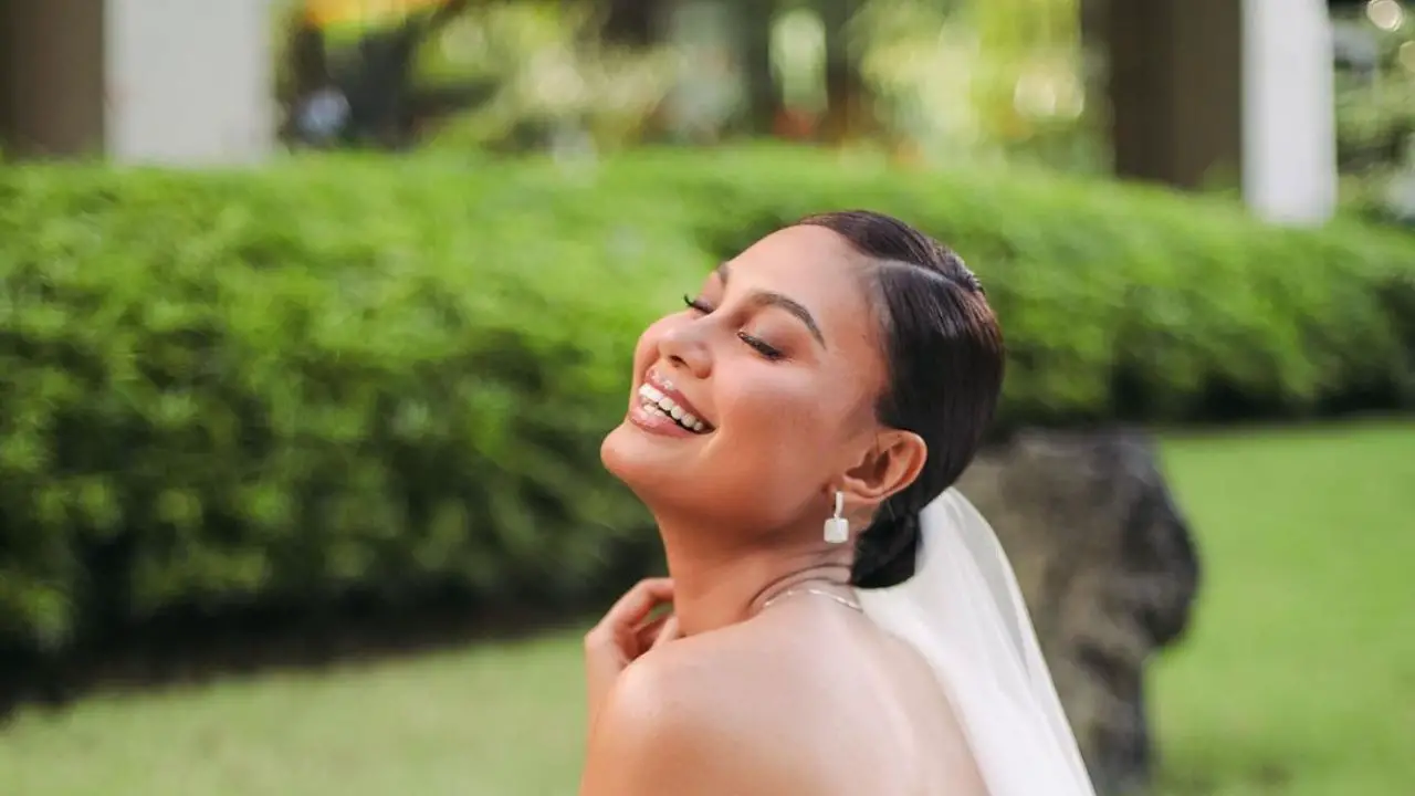 Venus Raj's ex-boyfriend's name is Andrei Felix. celebsindepth.com