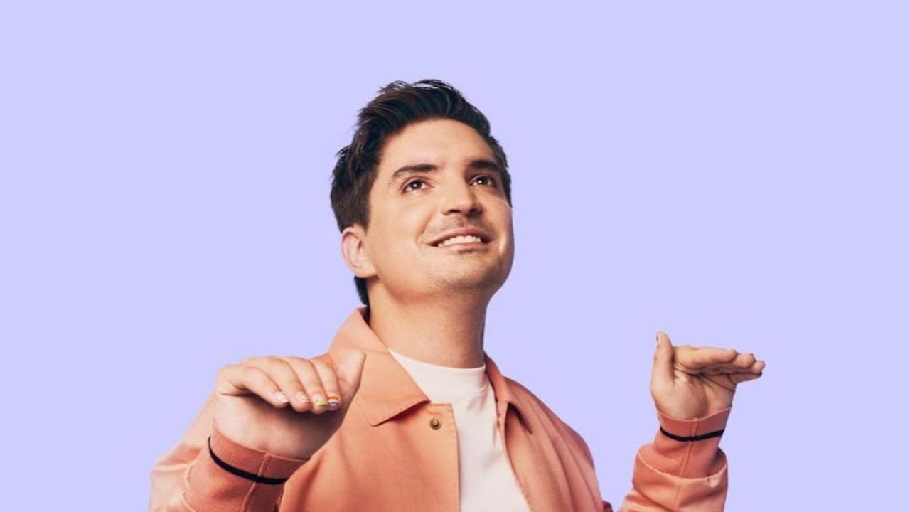 Zach Sang has revealed his boyfriend's identity through his show. celebsindepth.com 