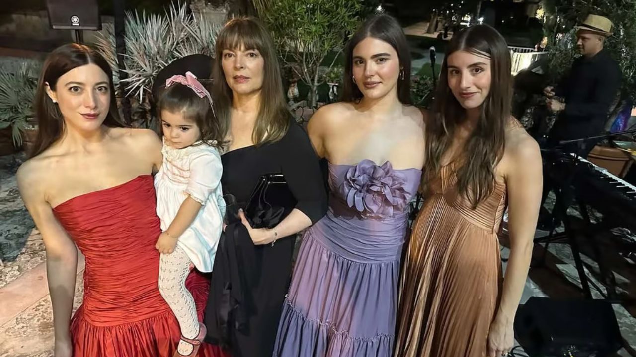 Andy Garcia and his kids.