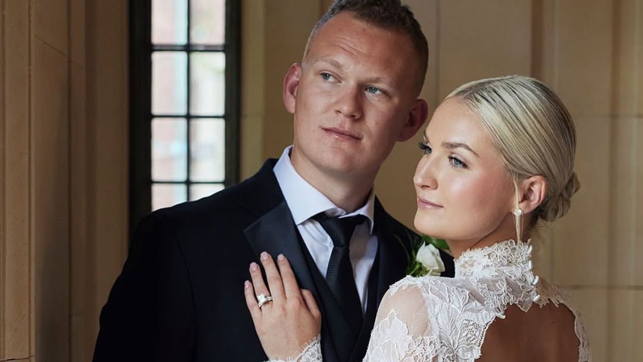 Brady Tkachuk is married to Emma Farinacci. After years of dating, Brady proposed to Emma in July 2022. The couple tied the knot a year later in July 2023.