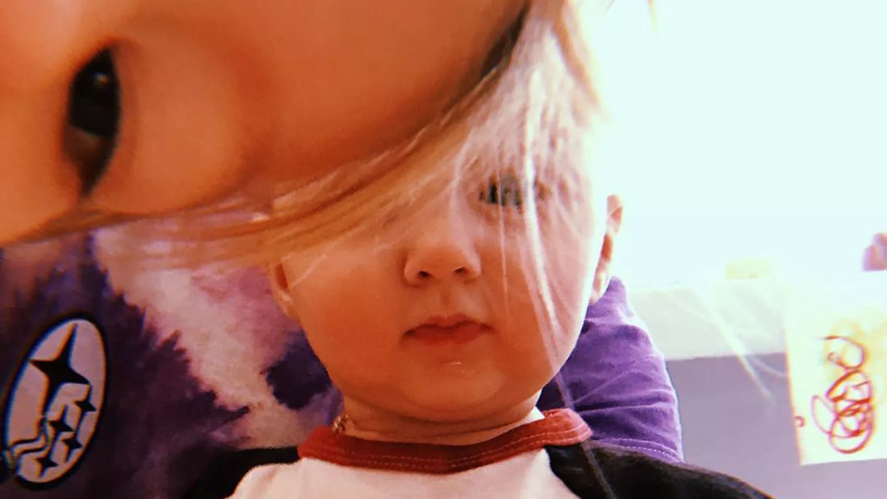 adam levine daughter gio grace.