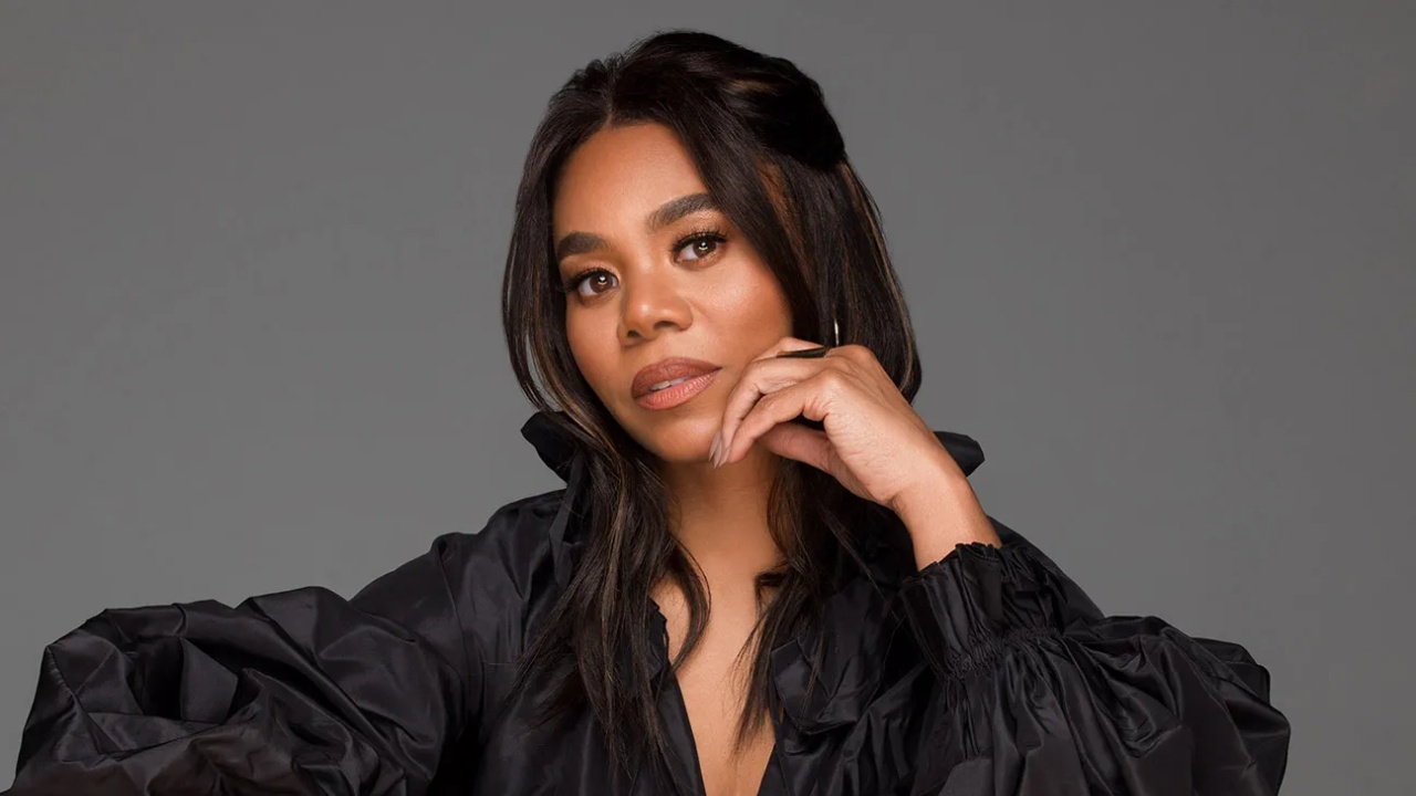 Regina Hall appears to be single as of 2025.