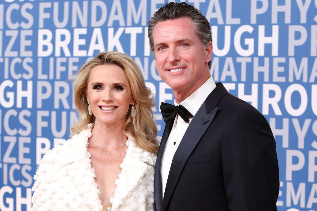 Gavin Newsom with his wife, Jennifer Siebel Newsom.