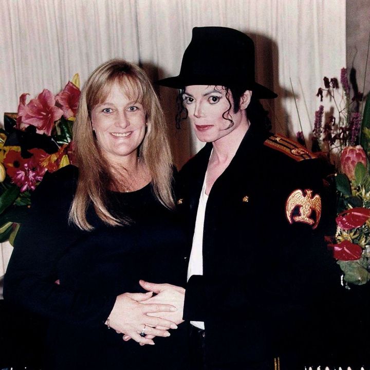 Michael Jackson with his second wife, Debbie Rowe.