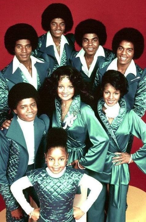 Michael Jackson's siblings.