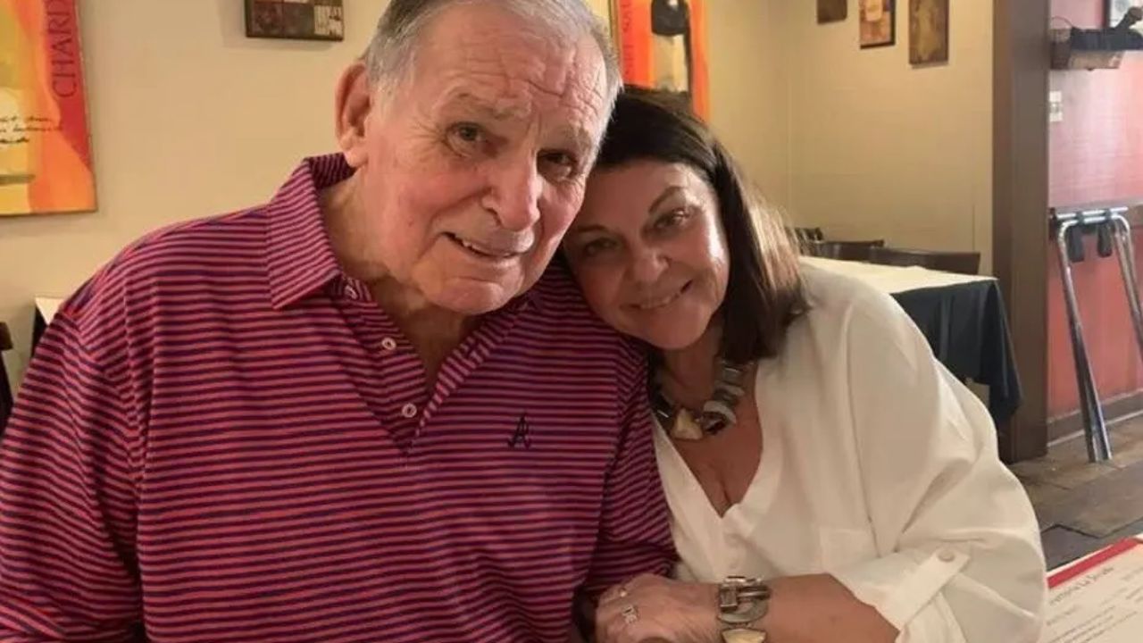 Bobby Cox with his wife, Pam Cox.