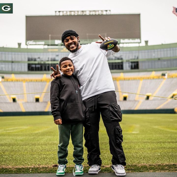 Josh Jacobs with his son, Braxton Jacobs.