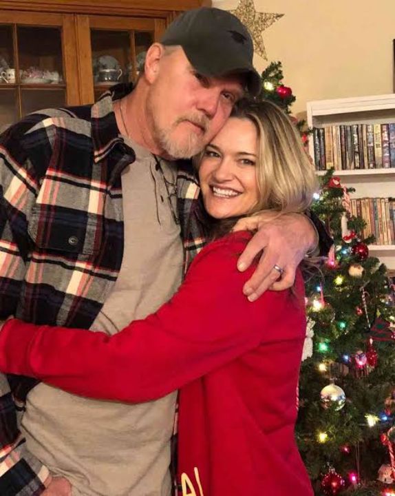 Trace Adkins with his current wife, Victoria Pratt.