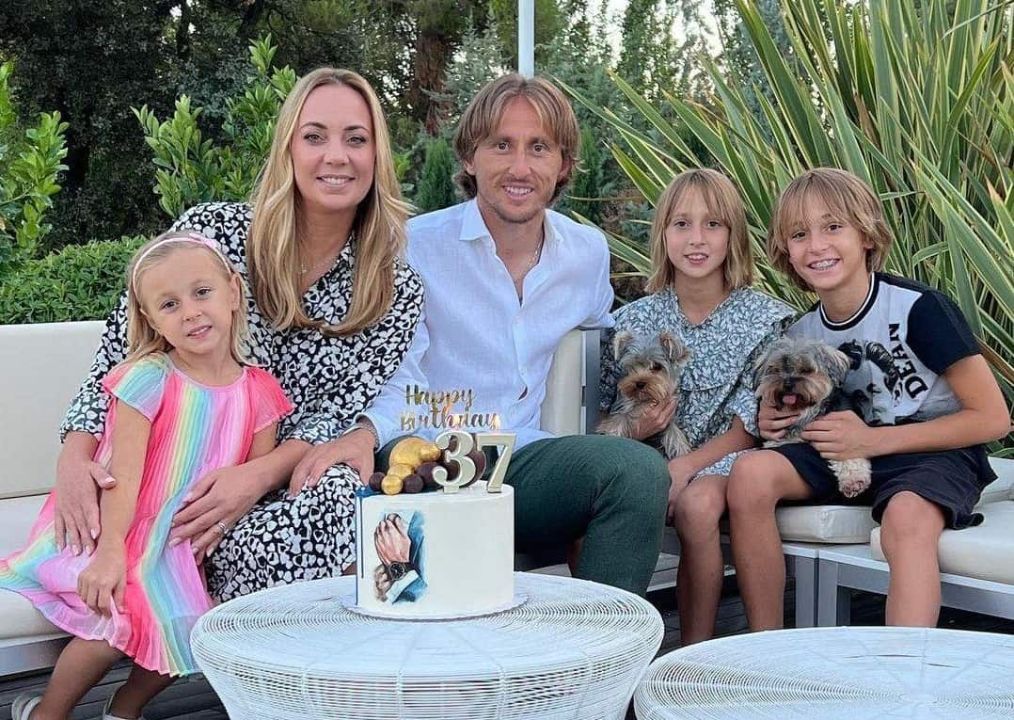Luka Modrić with his wife and kids.