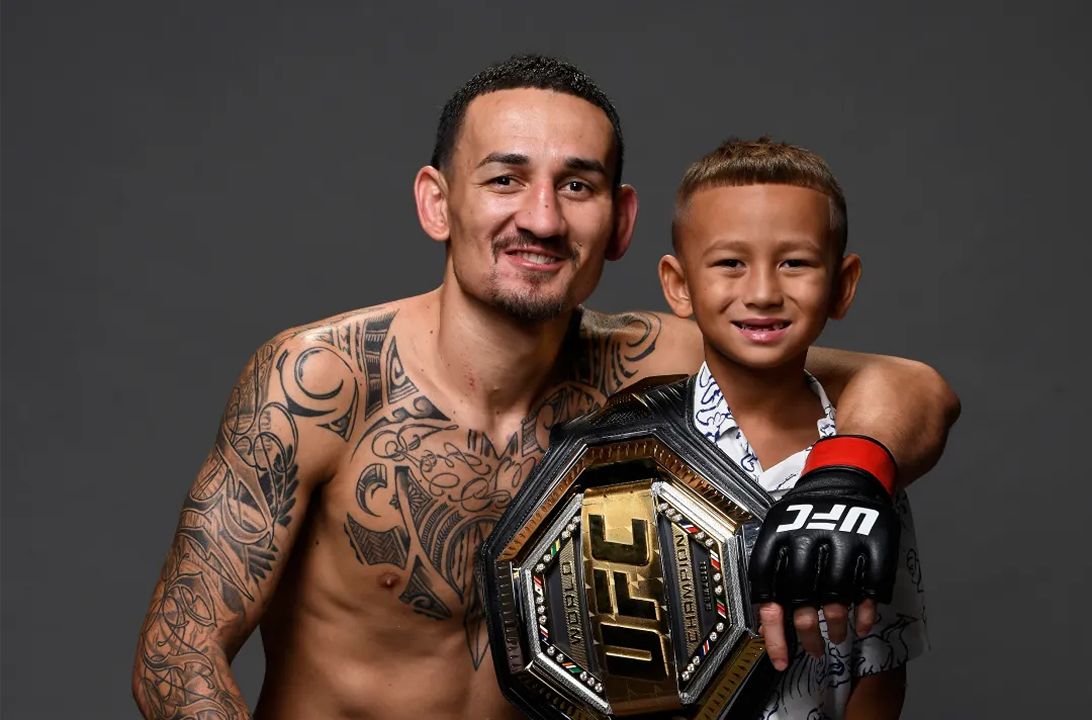 Max Holloway with his son, Rush Holloway.