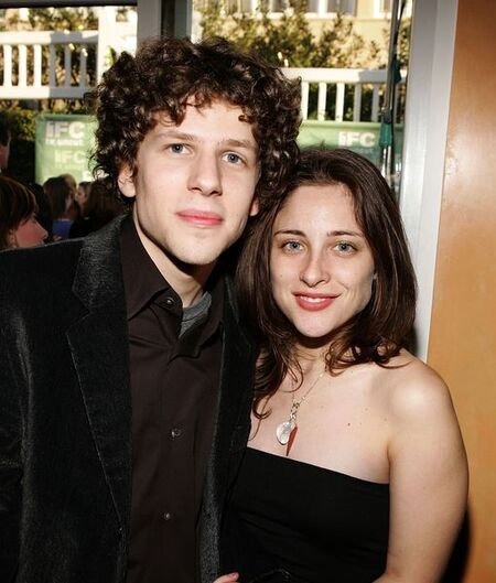 Girlfriend turned wife Anna Strout and Jesse Eisenberg got into a relationship in 2002; that's when they began dating.