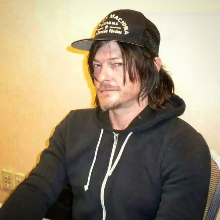 Daryl Dixon was marked with an "Xscar by Jocelyn's young troops. celebsindepth.com