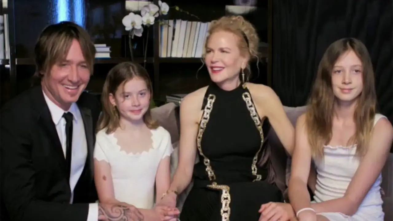 Nicole Kidman with her husband and children. celebsindepth.com